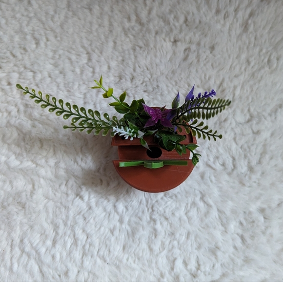 Nintendo Switch Plant Pot Stand - Picture 5 of 5